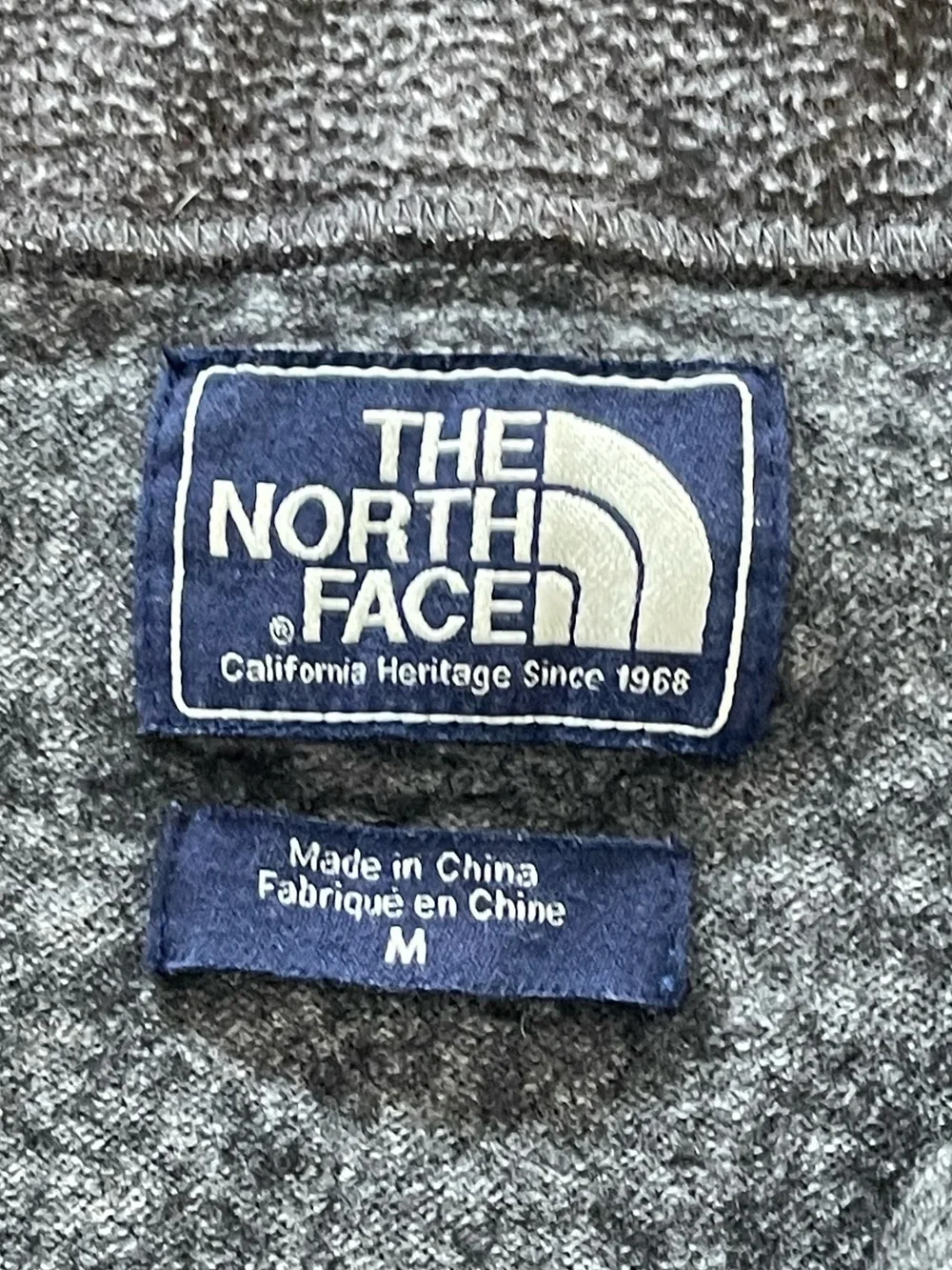 The North Face Men’s Heather Gray Half-Zip Pullover Sweater Size Medium